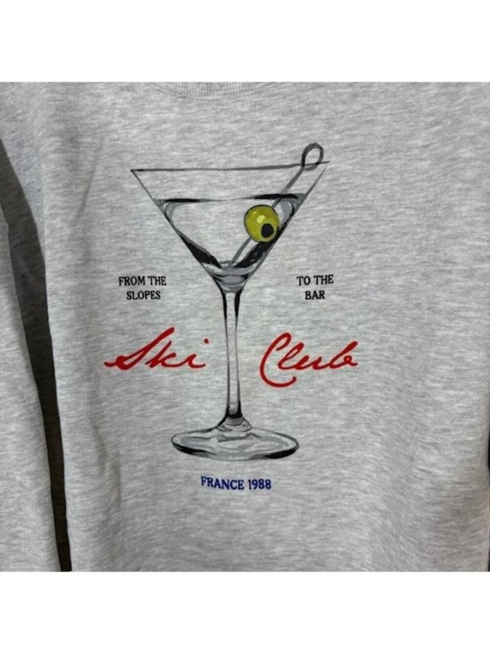 Maeve Sweatshirt Womens Medium Gray Ski Club Cocktail Graphic Pullover Fleece - Picture 4 of 9